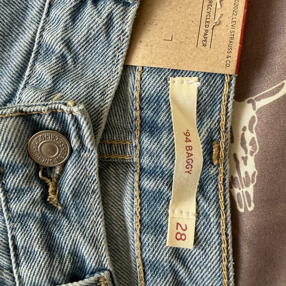 Levi's Jeans (94 Baggy) - Picture 3 of 3